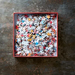 1754 HACHETTE UK Jeux-Puzzle Le Monde de Freddie Mercury