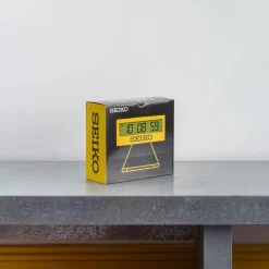 2067 SEIKO Horloges-Réveil Seiko affichage digital - Jaune