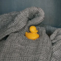 149 REDECKER Soins Du Corps-Savon au lait de brebis - Caneton