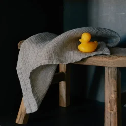 149 REDECKER Soins Du Corps-Savon au lait de brebis - Caneton