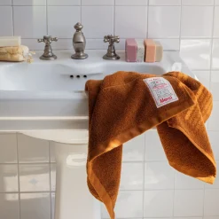 2100 GAZEX Sélection De Bain Merci|Serviettes De Table-Serviette de bain en éponge - Brique de Sienne