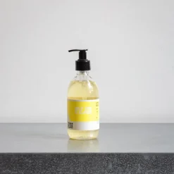 674 CUT BY FRED Soins Des Cheveux|Sélection De Bain Merci-Shampoing détox vegan - Cut by Fred - 290 ml