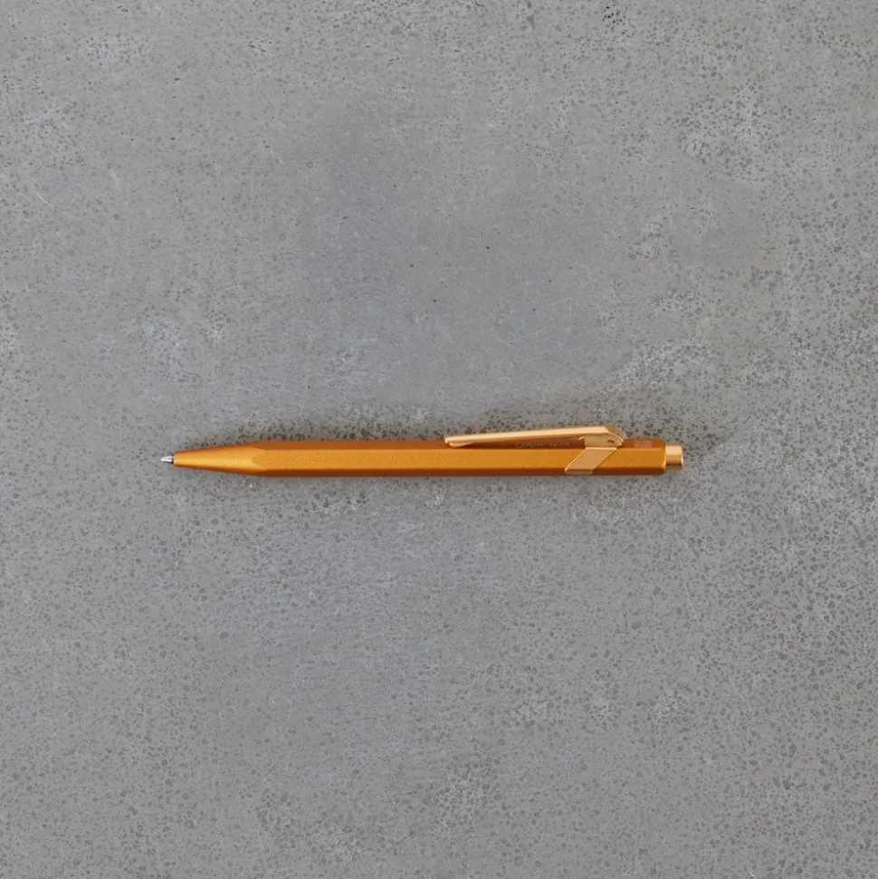 252 CARAN D ACHE Écriture-Stylo bille 849 COLORMAT-X - Gold - Caran d'Ache