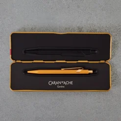 252 CARAN D ACHE Écriture-Stylo bille 849 COLORMAT-X - Gold - Caran d'Ache