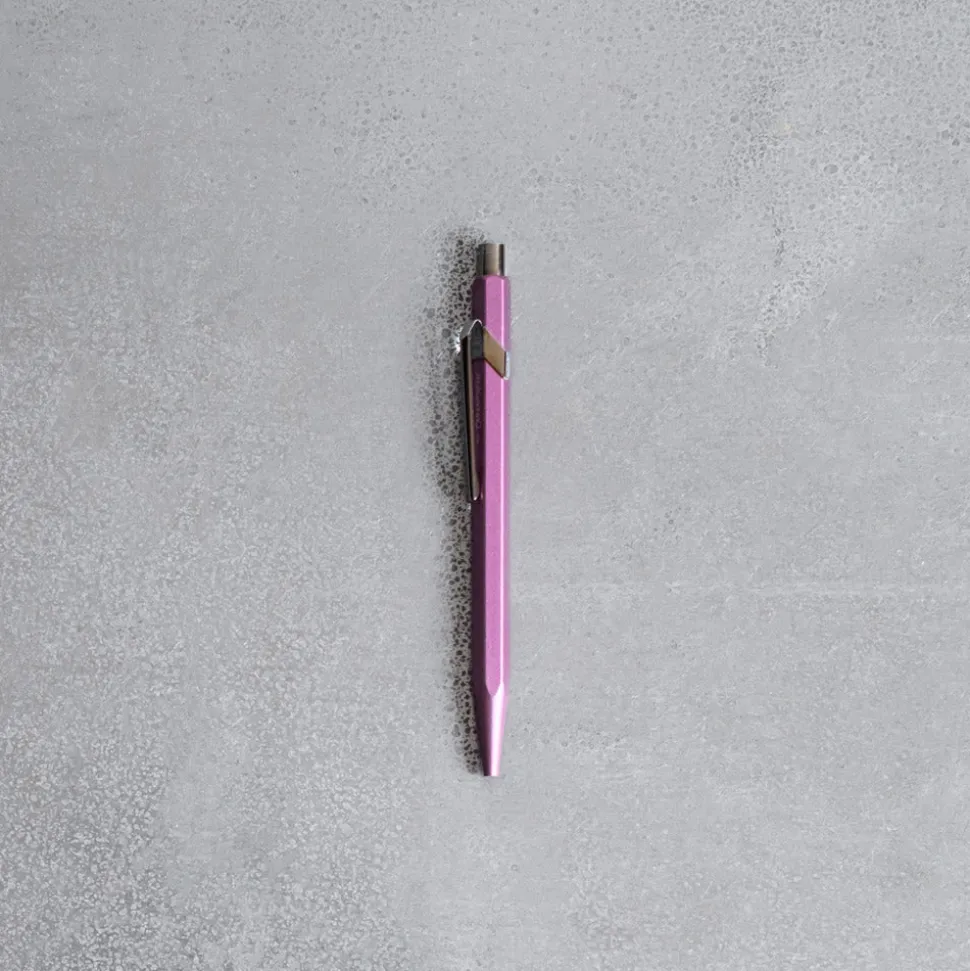 252 CARAN D ACHE Écriture-Stylo bille 849 COLORMAT-X - Rose - Caran d'Ache