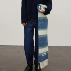 Femme Surprise L'esprit Merci|Foulards & Echarpes-- Écharpe Alpaga Sofia - Bleu