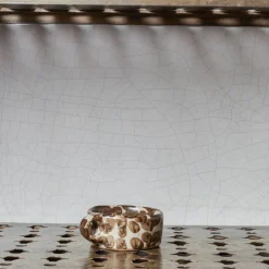 2076 HELLO POTRY Tasses-Tasse en grès Moucheté - Noir