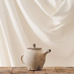 2179 BENOIT AUDUREAU Théières-Théière en terre locale - Blanc gris