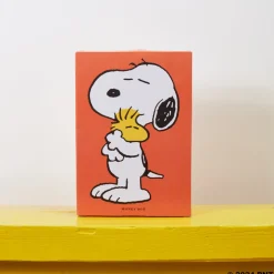 1842 MAGPIE Jeux|Peanuts X Merci-Tirelire Peanuts - Hug