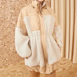 Femme Ulla Johnson Manteaux-- Manteau Hayes - Beige