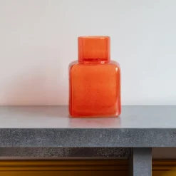 1927 DINNERWARE u0026 CO Vases-Vase en verre recyclé Elia - Tomate