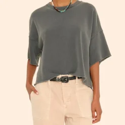 Femme Xirena T-shirts-- T-shirt Romeo - Noir Vintage